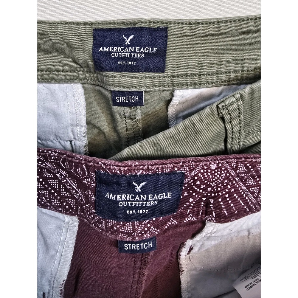 American Eagle Women's Stretch  Midi Shorts  4 Green Red Lot Of 2 - Picture 3 of 3